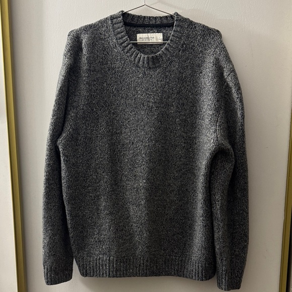 A&F Sweater - Picture 1 of 3
